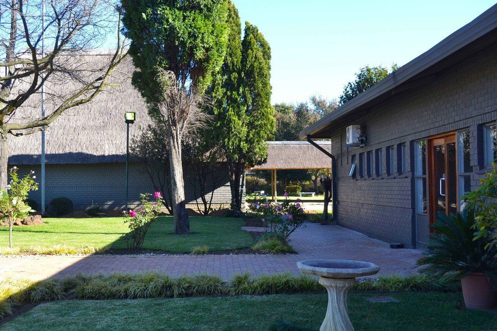 Vista Ort Hotel Kempton Park Exterior photo